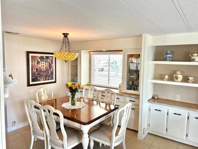 292 NW 53 Street, Deerfield Beach FL 33064 - Deerfield Beach, FL - Photo 5