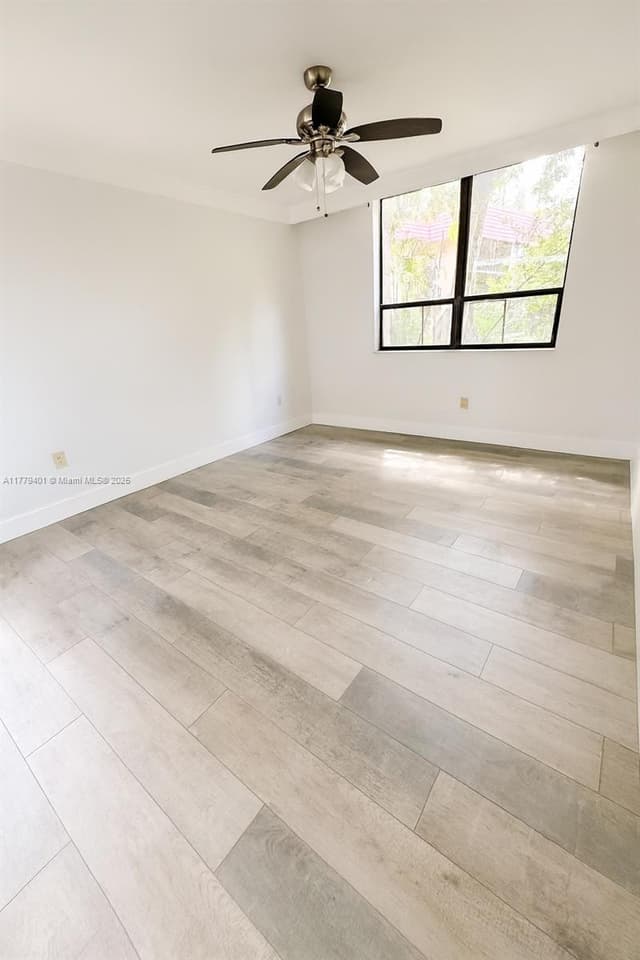 800 NE 199th St # 105D, Miami FL 33179 - Miami, FL - Photo 7