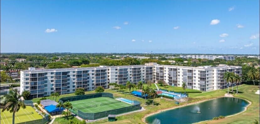691 S HOLLYBROOK DR # 104, Pembroke Pines FL 33025