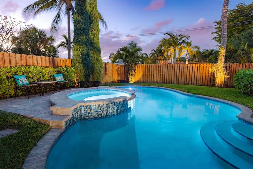 1924 NE 18th Street, Fort Lauderdale FL 33305