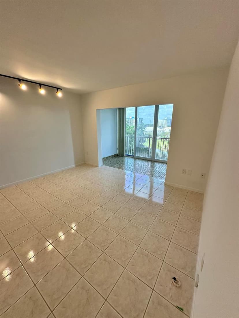 3850 Washington Street # 510, Hollywood FL 33021