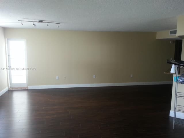 2750 NE 183rd St # 2607, Aventura FL 33160 - Aventura, FL - Photo 2