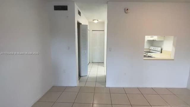 271 NW 177th St # 216, Miami Gardens FL 33169 - Miami Gardens, FL - Photo 2