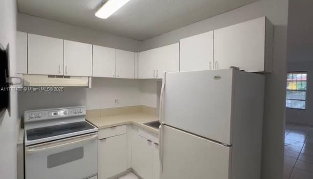 271 NW 177th St # 216, Miami Gardens FL 33169 - Miami Gardens, FL - Photo 3