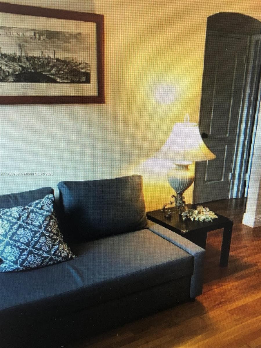 30 Almeria Ave # 6, Coral Gables FL 33134 - Coral Gables, FL - Photo 1