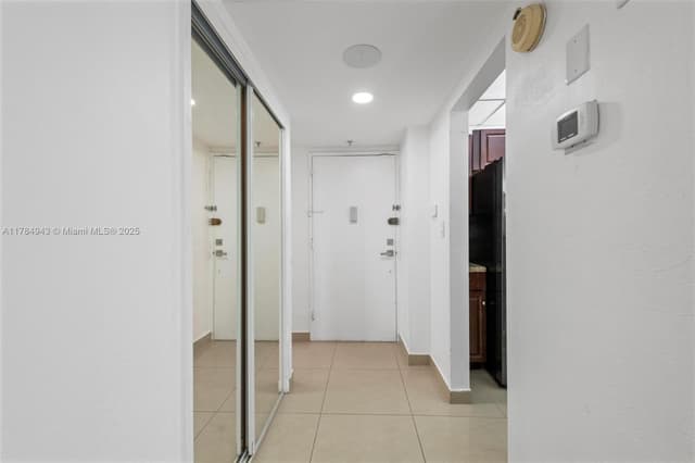 19380 Collins Ave # 6, Sunny Isles Beach FL 33160 - Sunny Isles Beach, FL - Photo 4