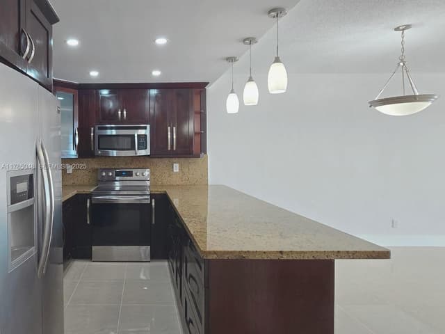 19380 Collins Ave # 1002, Sunny Isles Beach FL 33160 - Sunny Isles Beach, FL - Photo 7