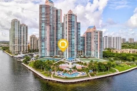 3370 Hidden Bay Dr # 610, Aventura FL 33180 - Aventura, FL - Photo 1