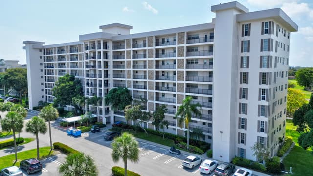 3050 N Palm Aire Drive # 505, Pompano Beach FL 33069 - Pompano Beach, FL - Photo 2