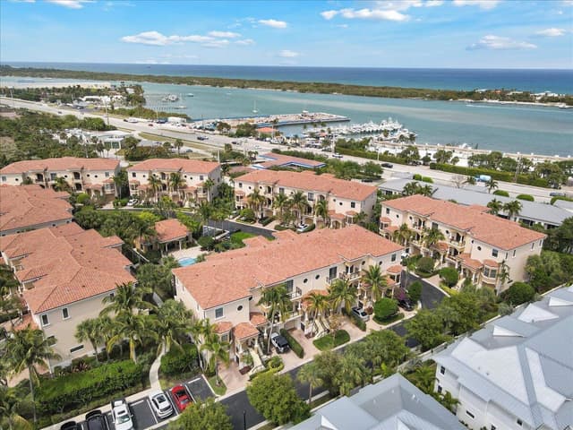 502 Del Sol Circle, Tequesta FL 33469 - Tequesta, FL - Photo 2