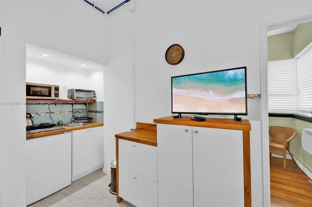 255 W 24th St # 136, Miami Beach FL 33140 - Miami Beach, FL - Photo 3