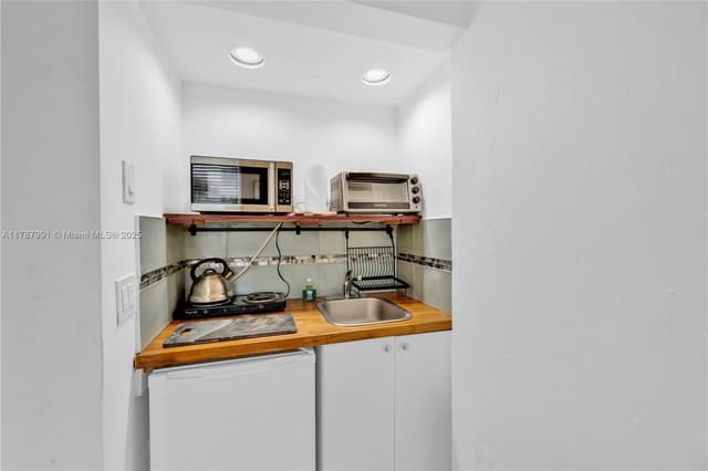 255 W 24th St # 136, Miami Beach FL 33140 - Miami Beach, FL - Photo 4
