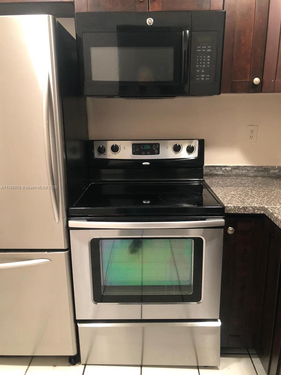 494 NW 165th St Rd # 102, Miami FL 33169 - Miami, FL - Photo 1