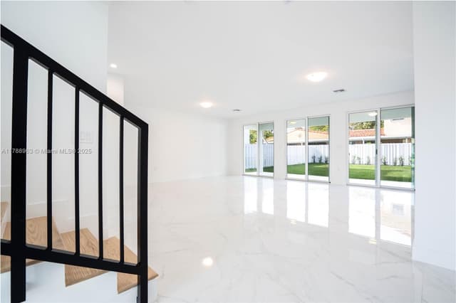 910 SW 24th Rd, Miami FL 33129 - Miami, FL - Photo 7