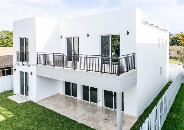 910 SW 24th Rd, Miami FL 33129 - Miami, FL - Photo 3