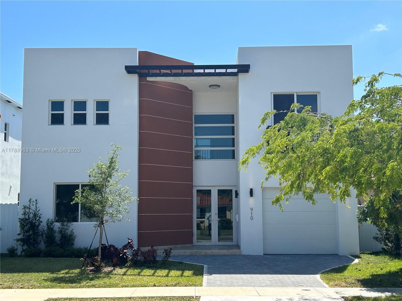 910 SW 24th Rd, Miami FL 33129 - Miami, FL - Photo 1
