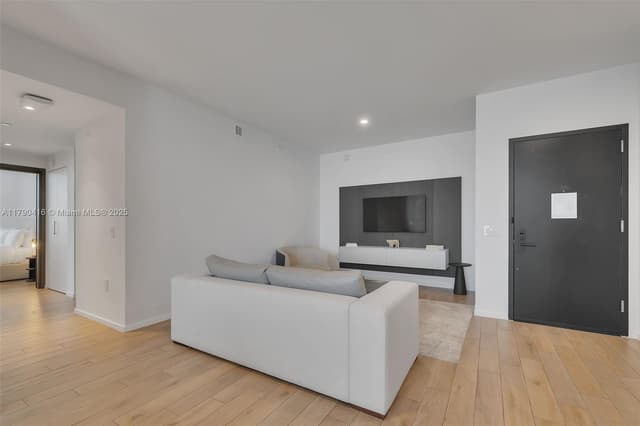398 NE 5th St # 3901, Miami FL 33132 - Miami, FL - Photo 6