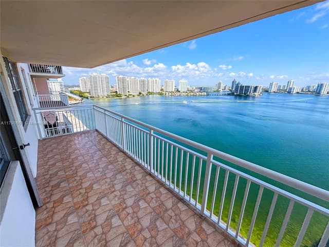 251 174th St # 2219, Sunny Isles Beach FL 33160 - Sunny Isles Beach, FL - Photo 3