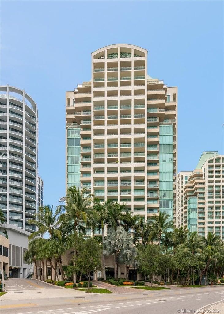 3400 SW 27th Avenue # 303, Miami FL 33133