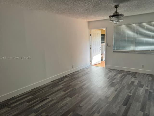 10068 TWIN LAKES DR # F, Coral Springs FL 33071 - Coral Springs, FL - Photo 2