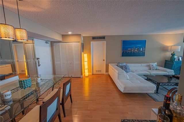 301 174th St # 401, Sunny Isles Beach FL 33160 - Sunny Isles Beach, FL - Photo 6