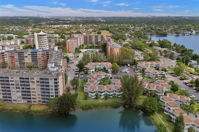 18746 NE 18th Ave # 146, Miami FL 33179 - Miami, FL - Photo 4