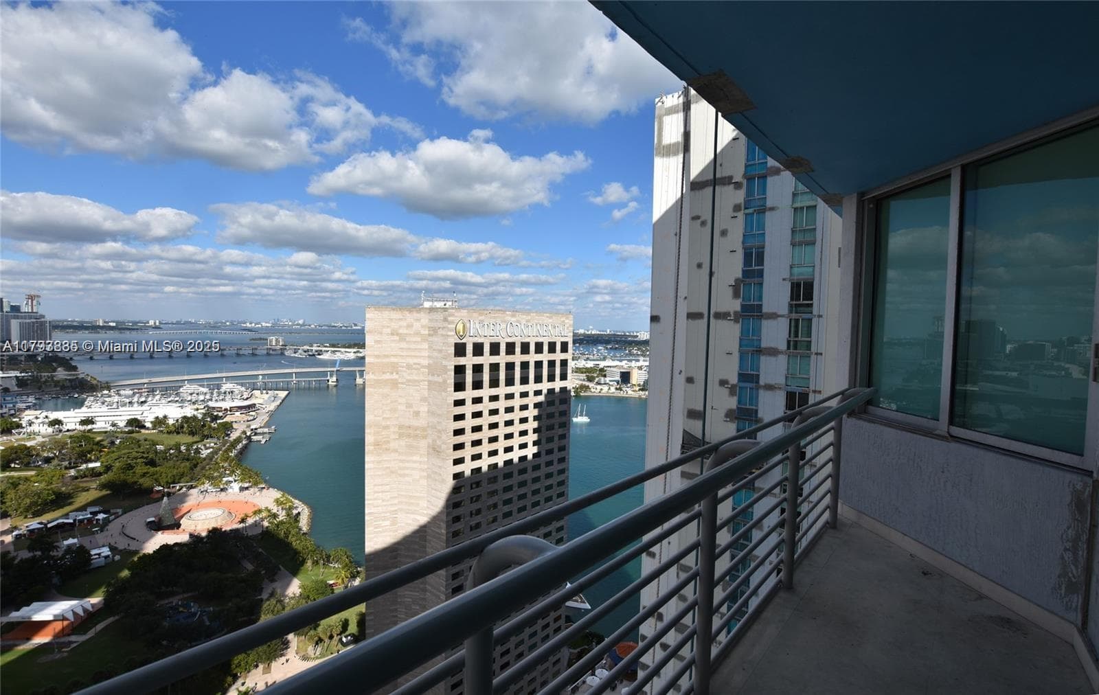 325 S Biscayne Blvd # 3822, Miami FL 33131 - Miami, FL - Photo 1