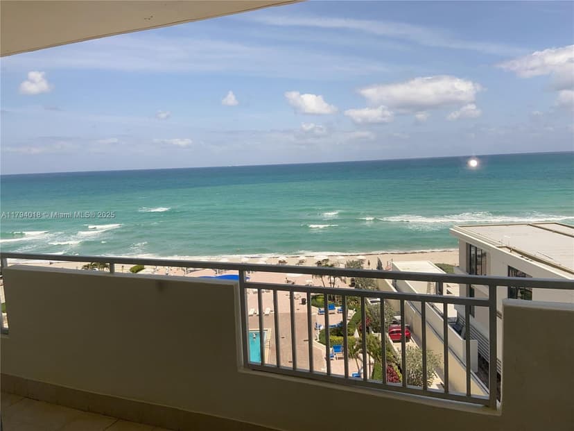 3180 S Ocean Dr # 716, Hallandale Beach FL 33009