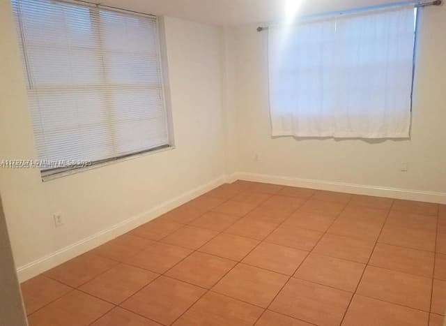 15600 NW 7th Ave # 319, Miami FL 33169 - Miami, FL - Photo 2