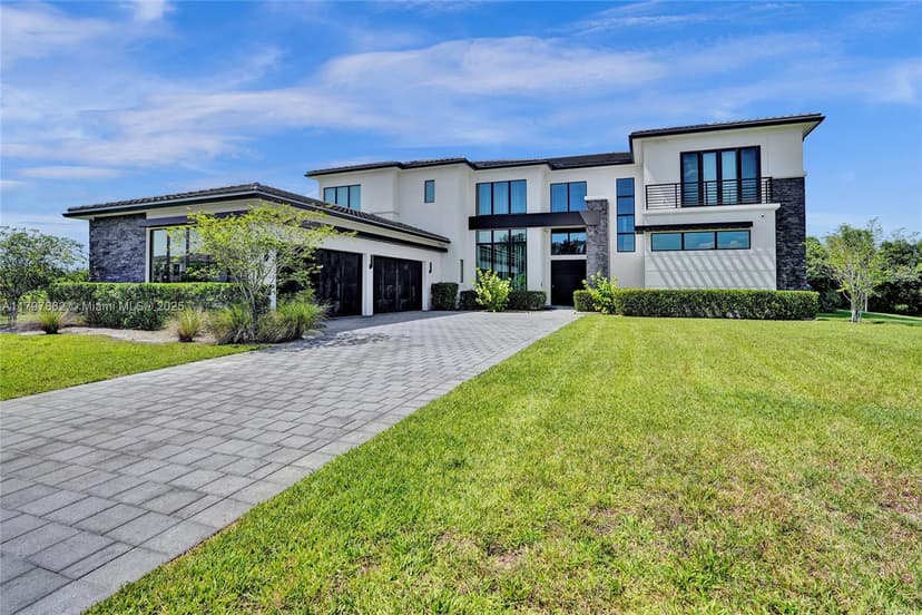 17811 SW 58th St, Southwest Ranches FL 33331