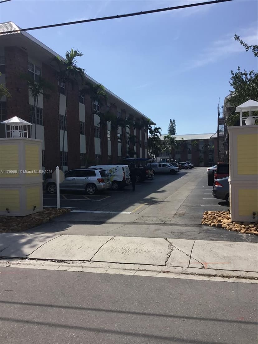 2424 SE 17th Cswy # 311B, Fort Lauderdale FL 33316