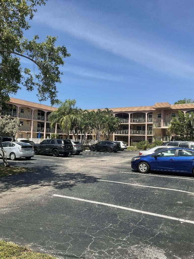 100 SE 6th Avenue # 206, Pompano Beach FL 33060