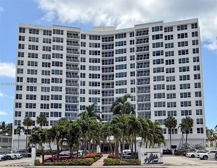 3505 S Ocean Dr # 420, Hollywood FL 33019