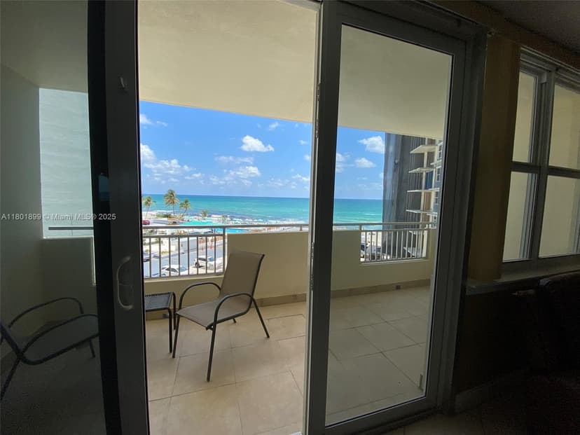 3180 S Ocean Dr # 403, Hallandale Beach FL 33009