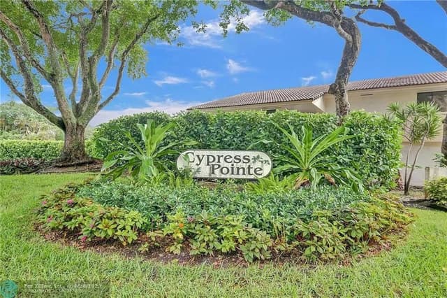1668 Cypress Pointe Drive # 1668, Coral Springs FL 33071 - Coral Springs, FL - Photo 5