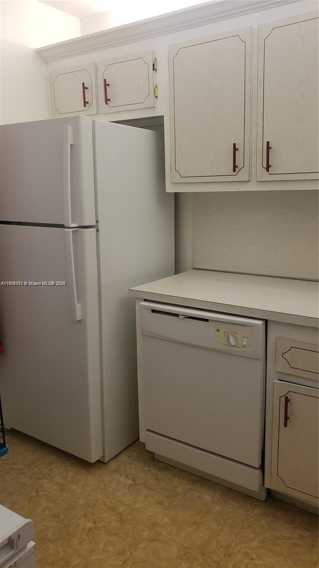 6071 NW 61st Ave # 311, Tamarac FL 33319 - Tamarac, FL - Photo 7