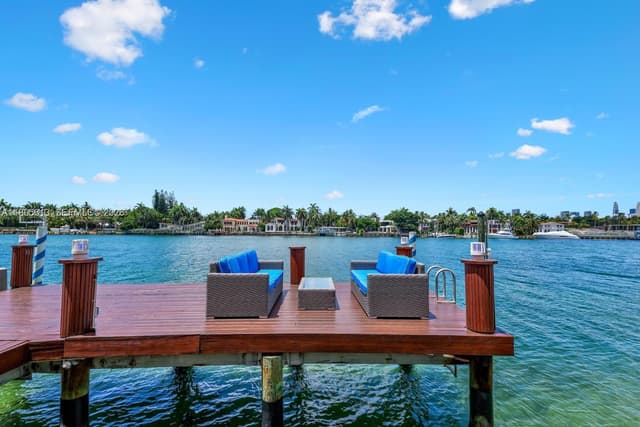 56 S Hibiscus Dr, Miami Beach FL 33139 - Miami Beach, FL - Photo 6