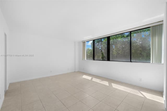 4222 Inverrary Blvd # 4211, Lauderhill FL 33319 - Lauderhill, FL - Photo 6