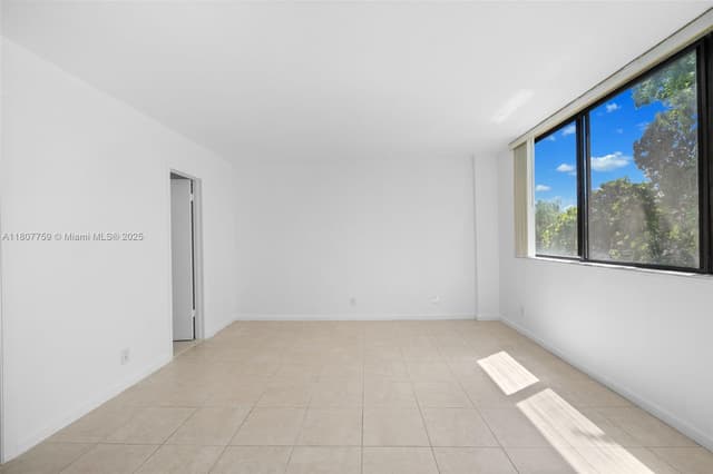 4222 Inverrary Blvd # 4211, Lauderhill FL 33319 - Lauderhill, FL - Photo 7