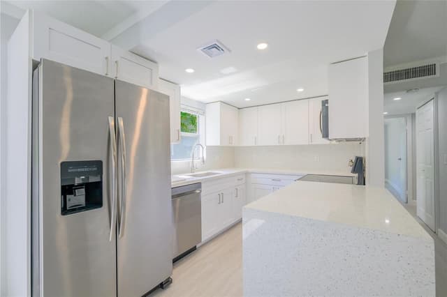 633 Brittany # 633, Delray Beach FL 33446 - Delray Beach, FL - Photo 5