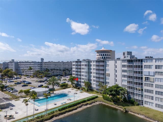 1770 NE 191st St # 1, Miami FL 33179 - Miami, FL - Photo 6