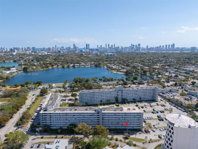 1770 NE 191st St # 1, Miami FL 33179 - Miami, FL - Photo 3