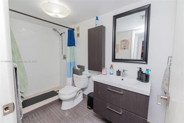 665 NE 195th St # 419, Miami FL 33179 - Miami, FL - Photo 5