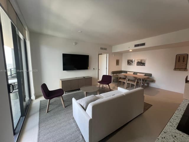 159 NE 6TH ST # 3205, Miami FL 33132 - Miami, FL - Photo 7