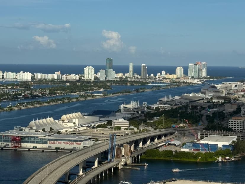 159 NE 6TH ST # 4215, Miami FL 33132