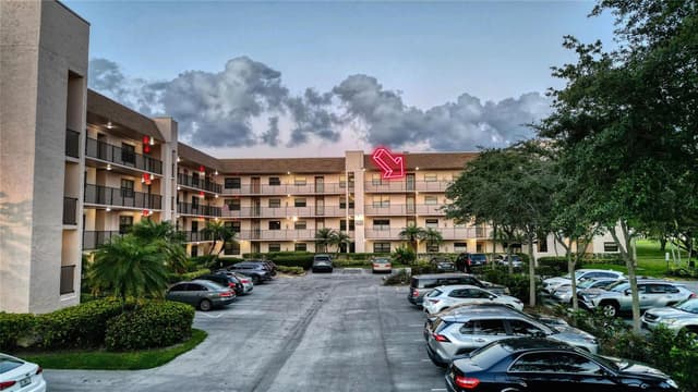 10433 Sunrise Lakes Boulevard # 409, Sunrise FL 33322 - Sunrise, FL - Photo 2