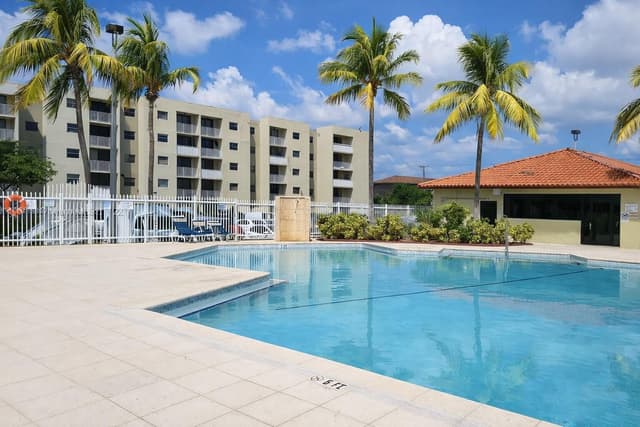 8185 NW 7th Street # 214, Miami FL 33126 - Miami, FL - Photo 2