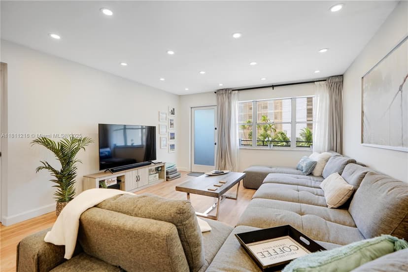 401 Golden Isles Dr # 302, Hallandale Beach FL 33009