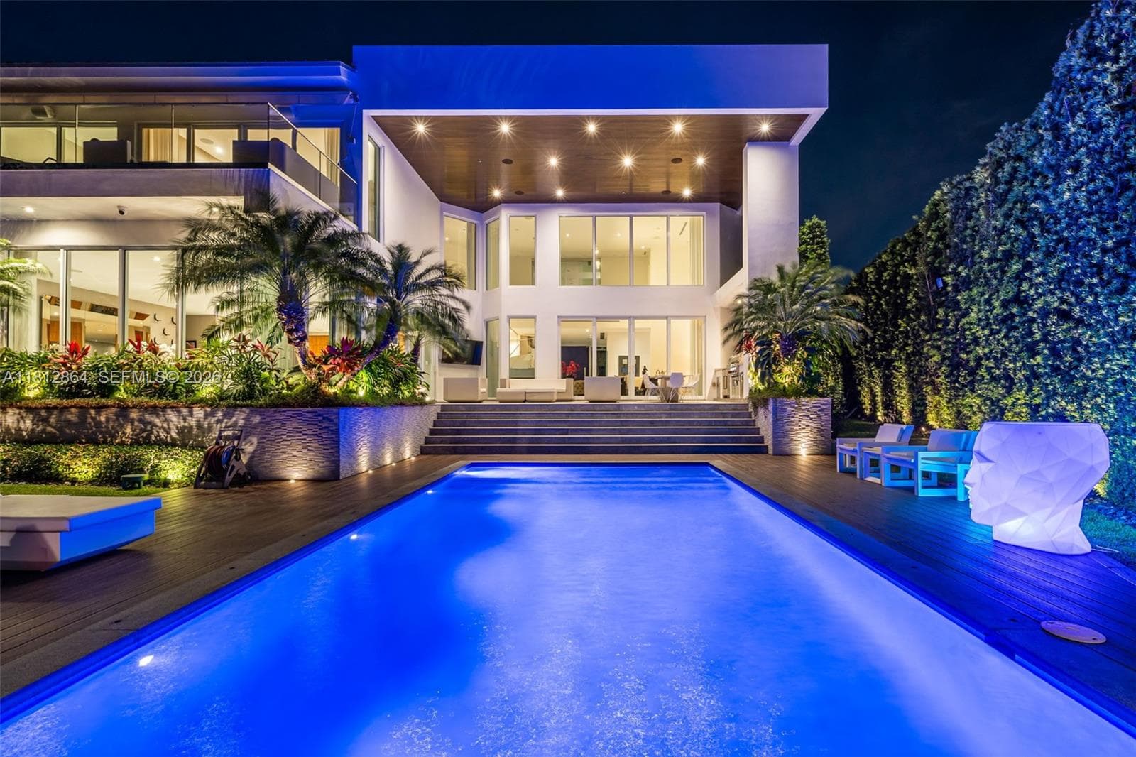 420 Island Dr, Key Biscayne FL 33149