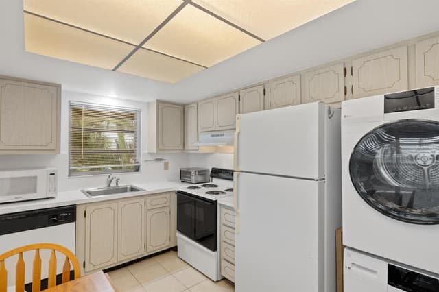 13623 Via Aurora # C, Delray Beach FL 33484 - Delray Beach, FL - Photo 6
